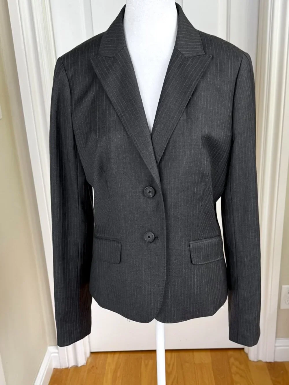 J.Crew Blazer Jacket Gray Pinstripe Wool Single Breasted Tailored Classic (12)